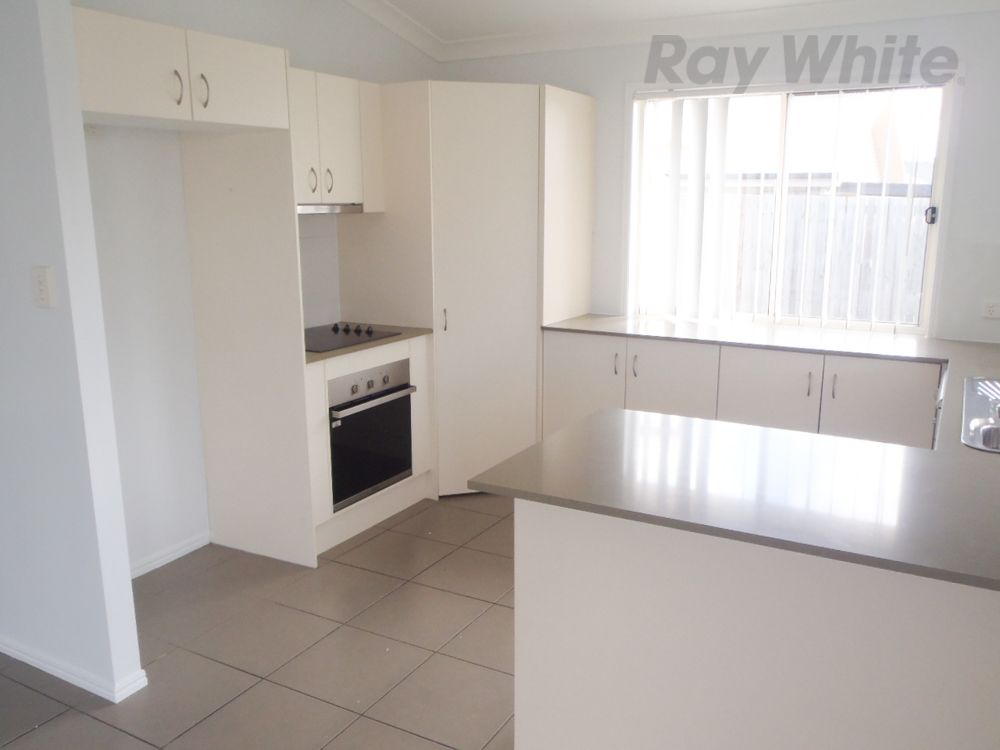 10 Brighton Street, Raceview, QLD 4305