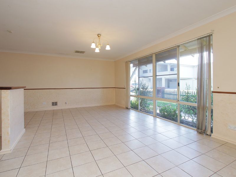 1 Crown Street, Rivervale, WA 6103