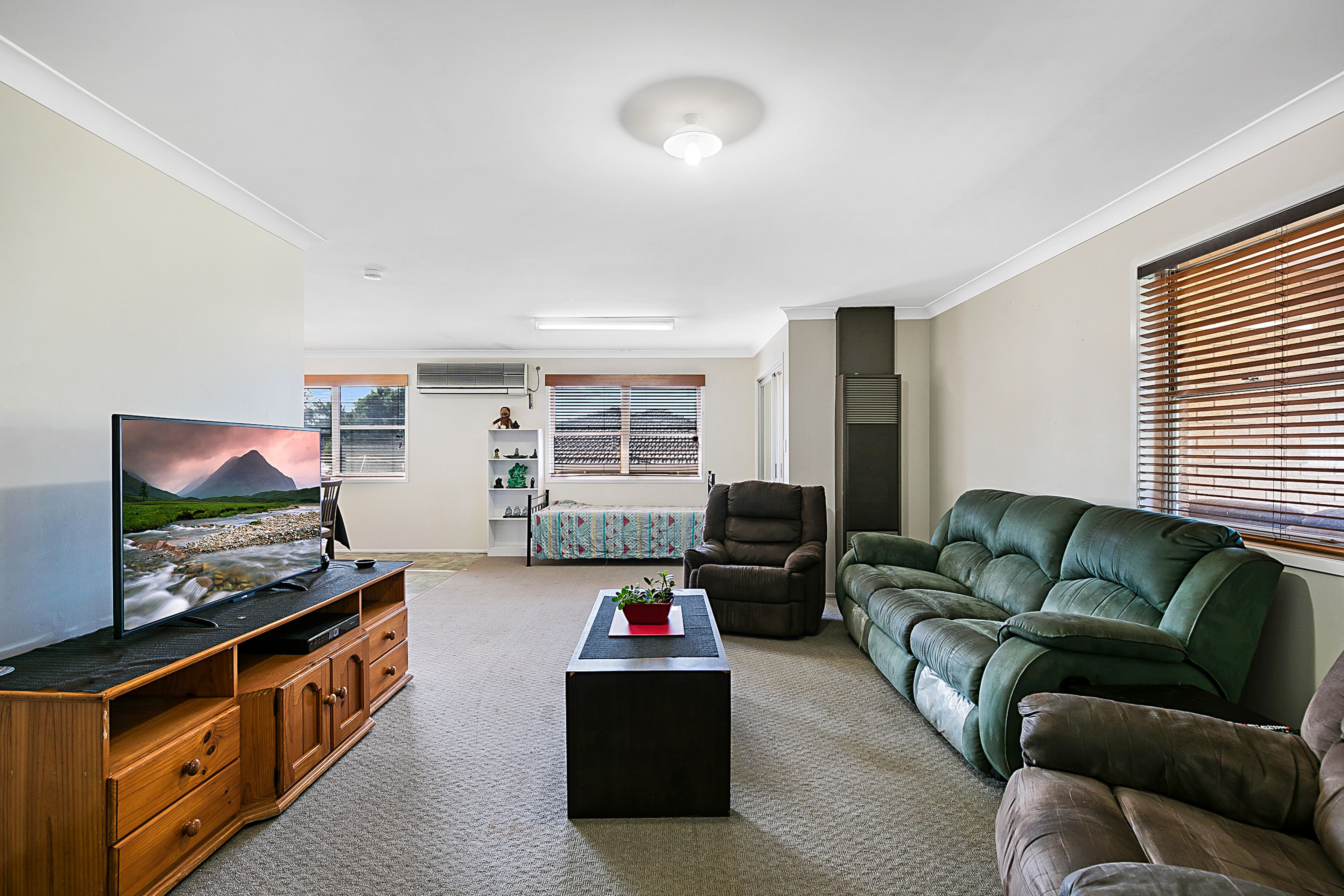 101 Ramsay Street, Centenary Heights, QLD 4350