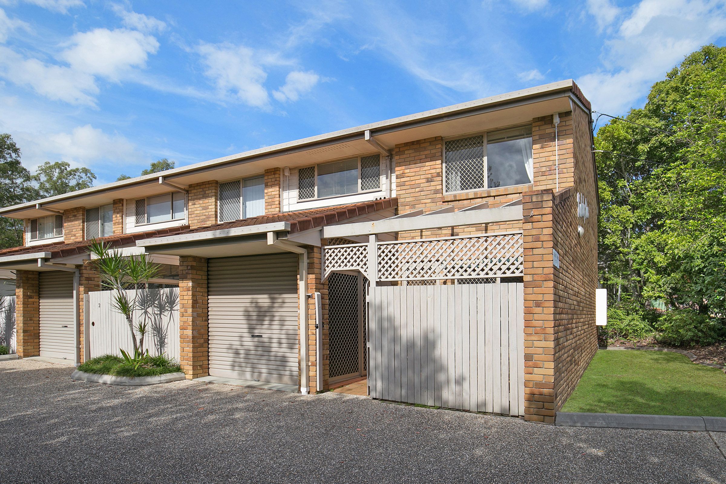 408 Chatswood Road, Shailer Park QLD 4128