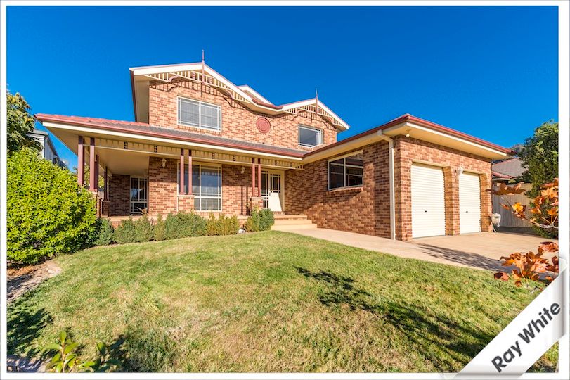 8 Binaburra Place