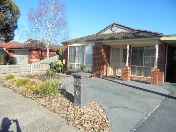 12 John Wedge Wynd, Skye, VIC 3977