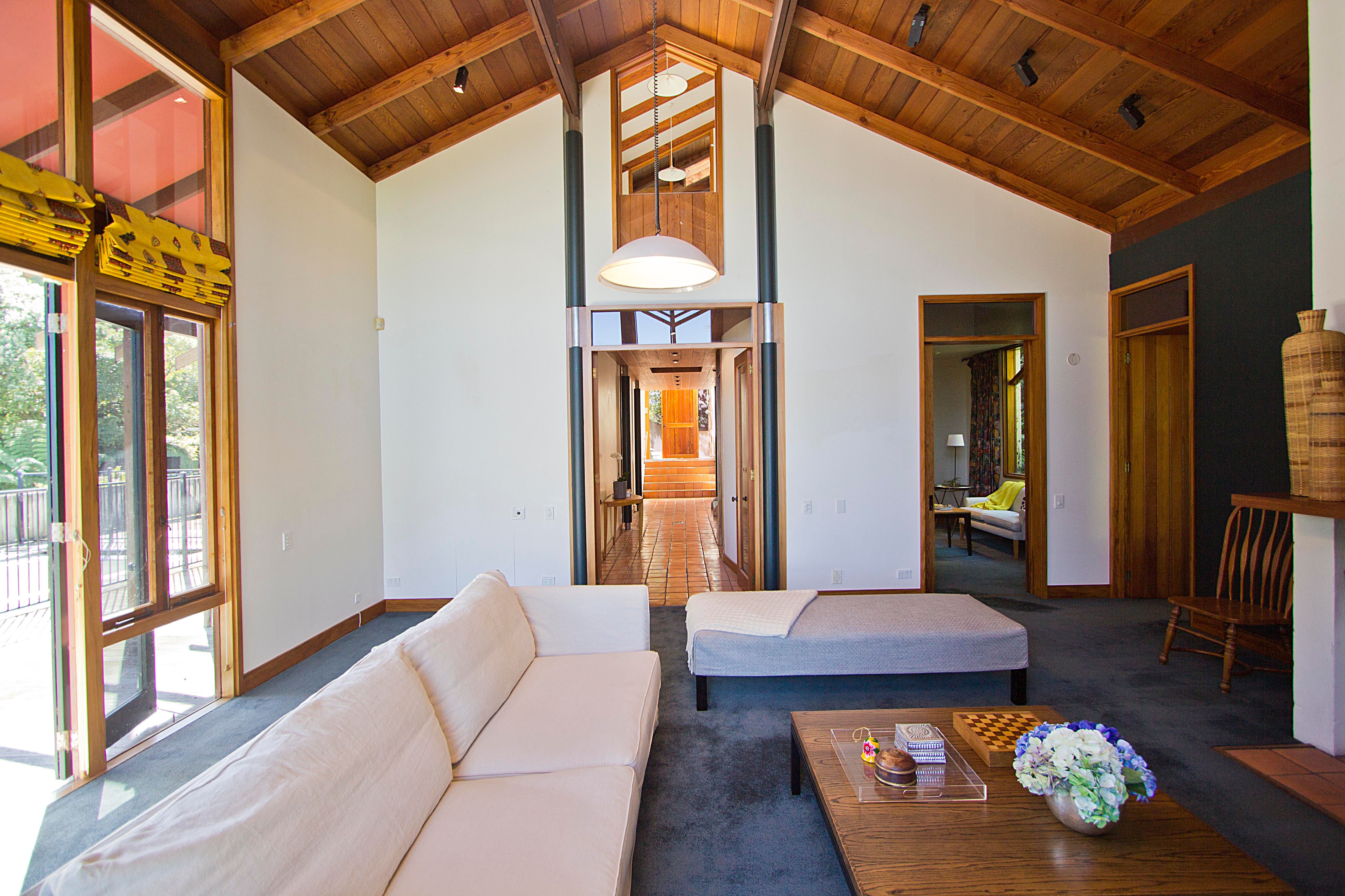 2 Howard Road, Point Howard, Lower Hutt City