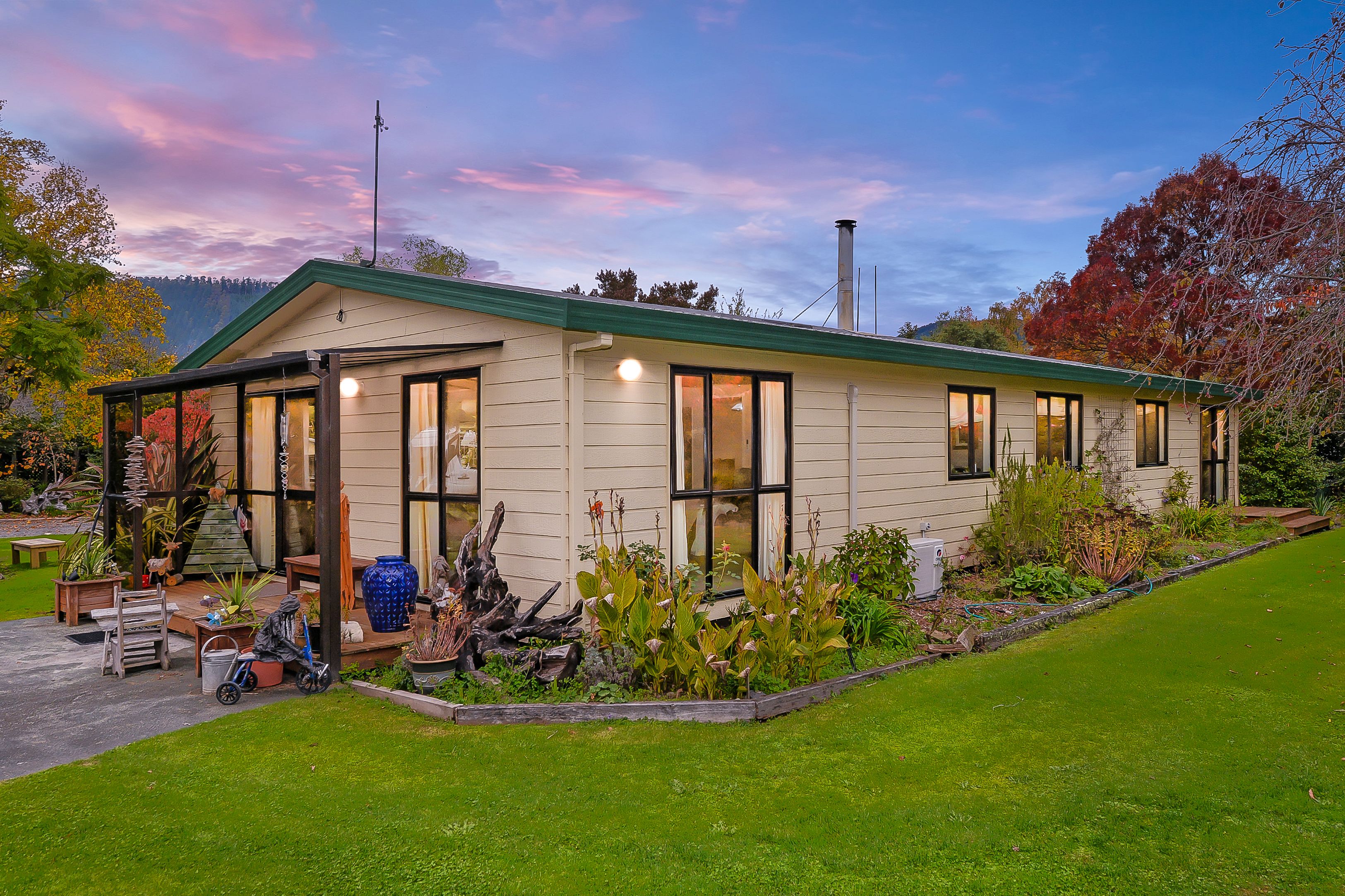 133 River Terrace Road, Brightwater, Tasman District