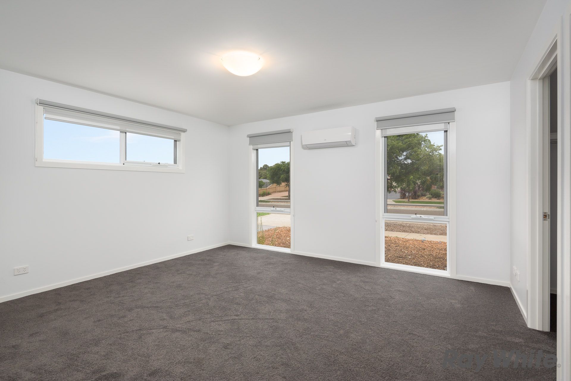 8 Silverstone Drive, Cowes, VIC 3922