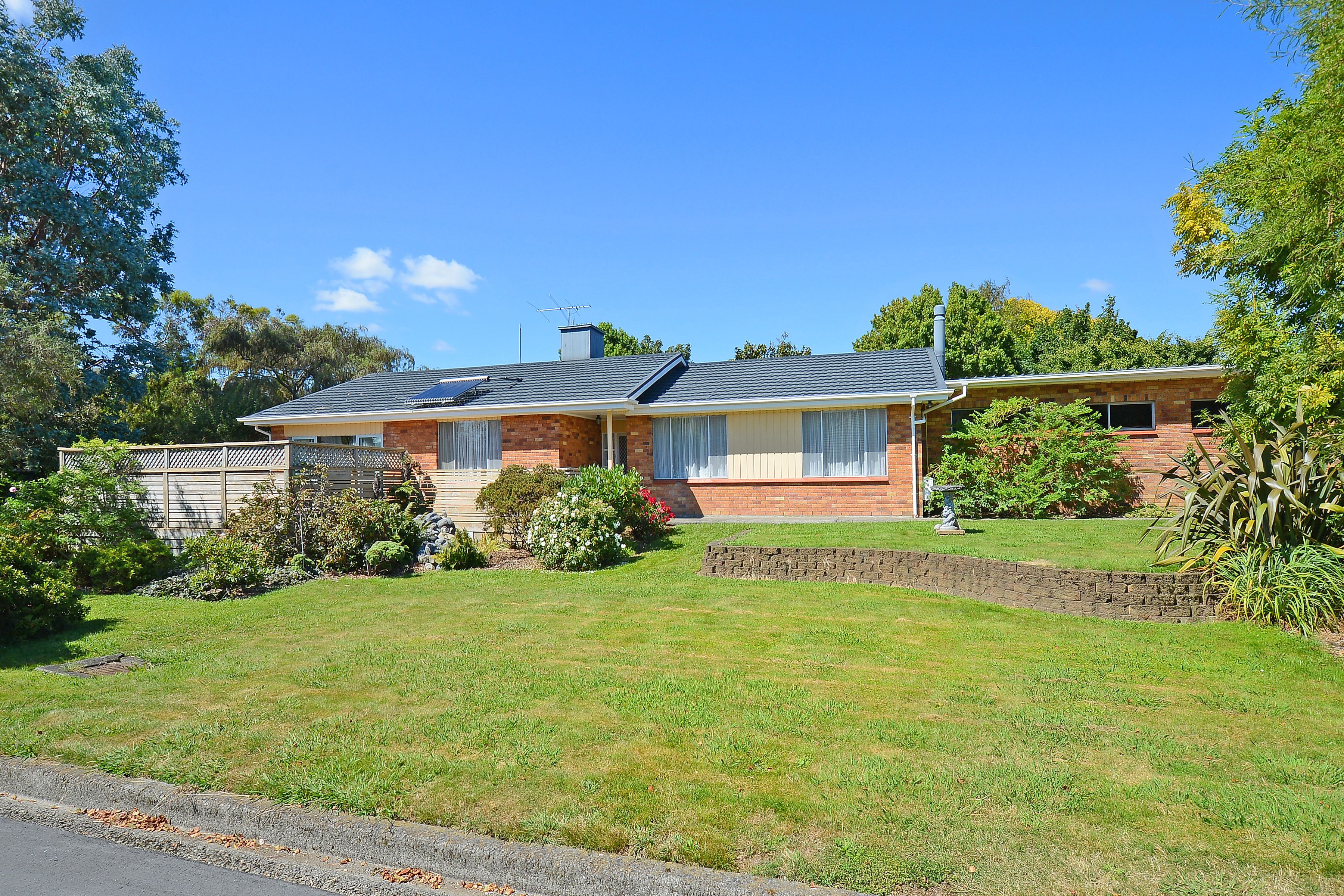18 Kashmir Avenue, Clouston Park, Upper Hutt City