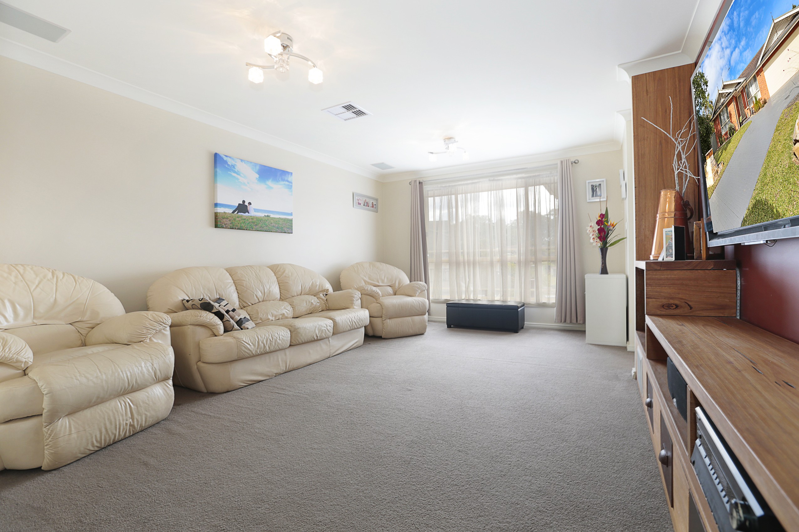 6 Staples Place, Glenmore Park, NSW 2745