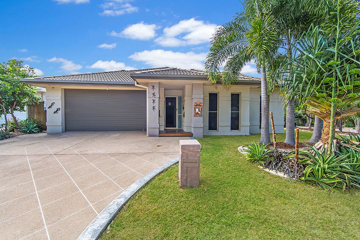 42 Staghorn Parade, North Lakes QLD 4509