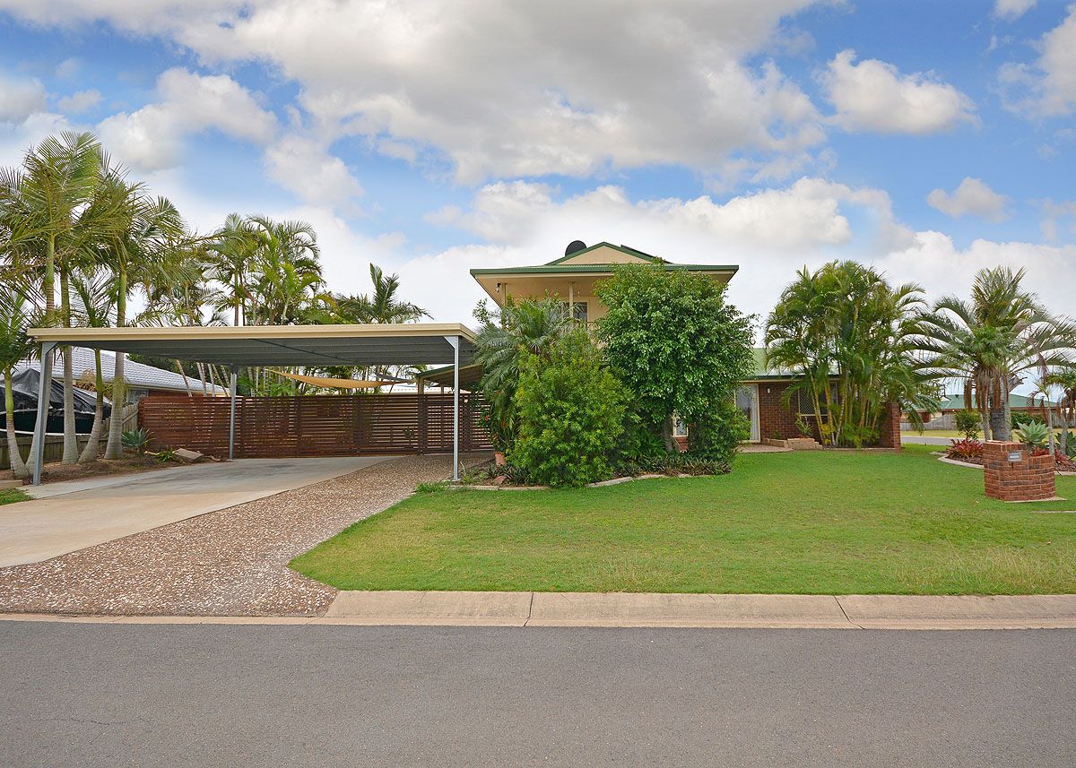 1 King Arthur, Urangan, QLD 4655