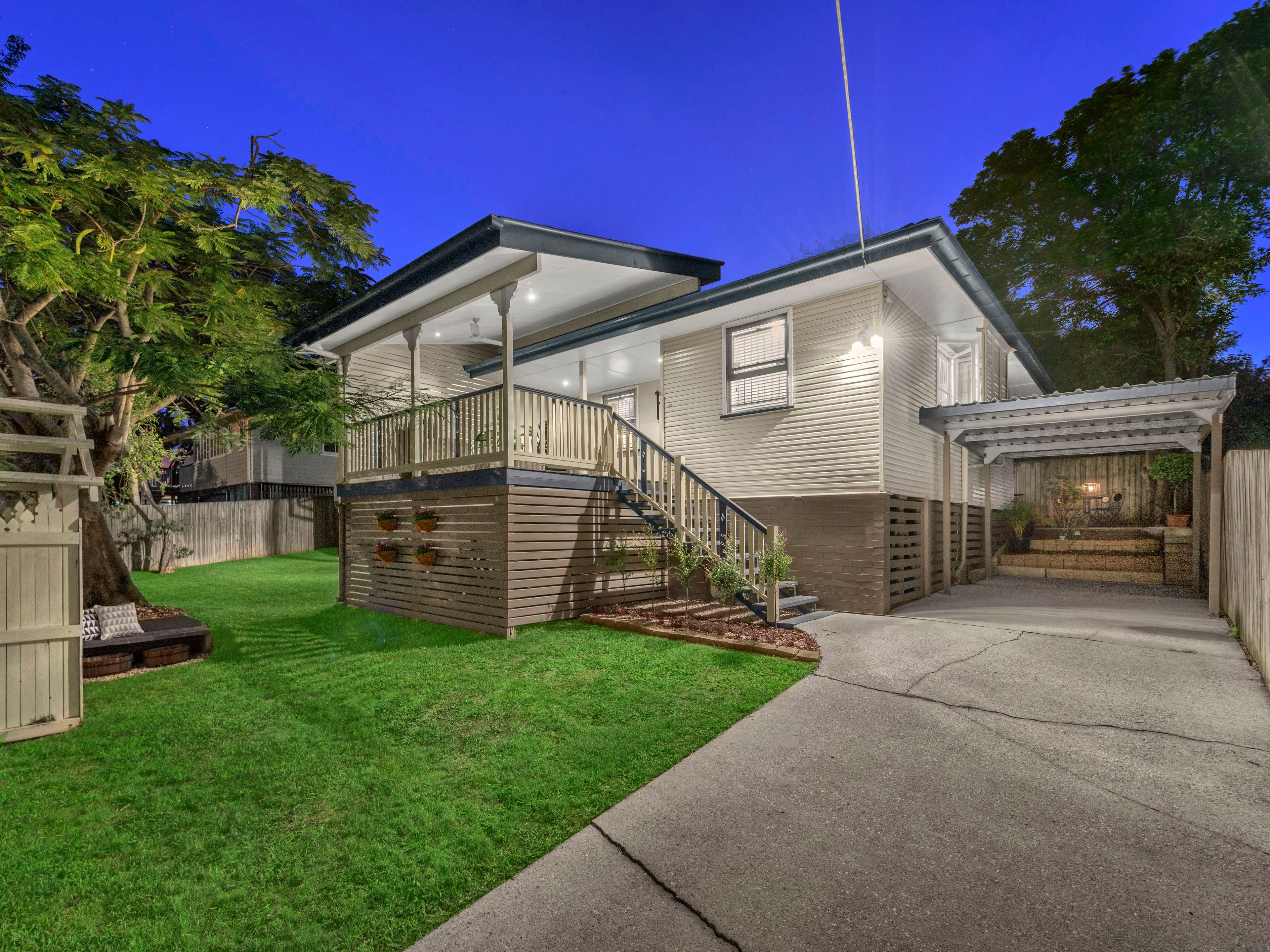 77 Flower Street, Northgate, QLD 4013