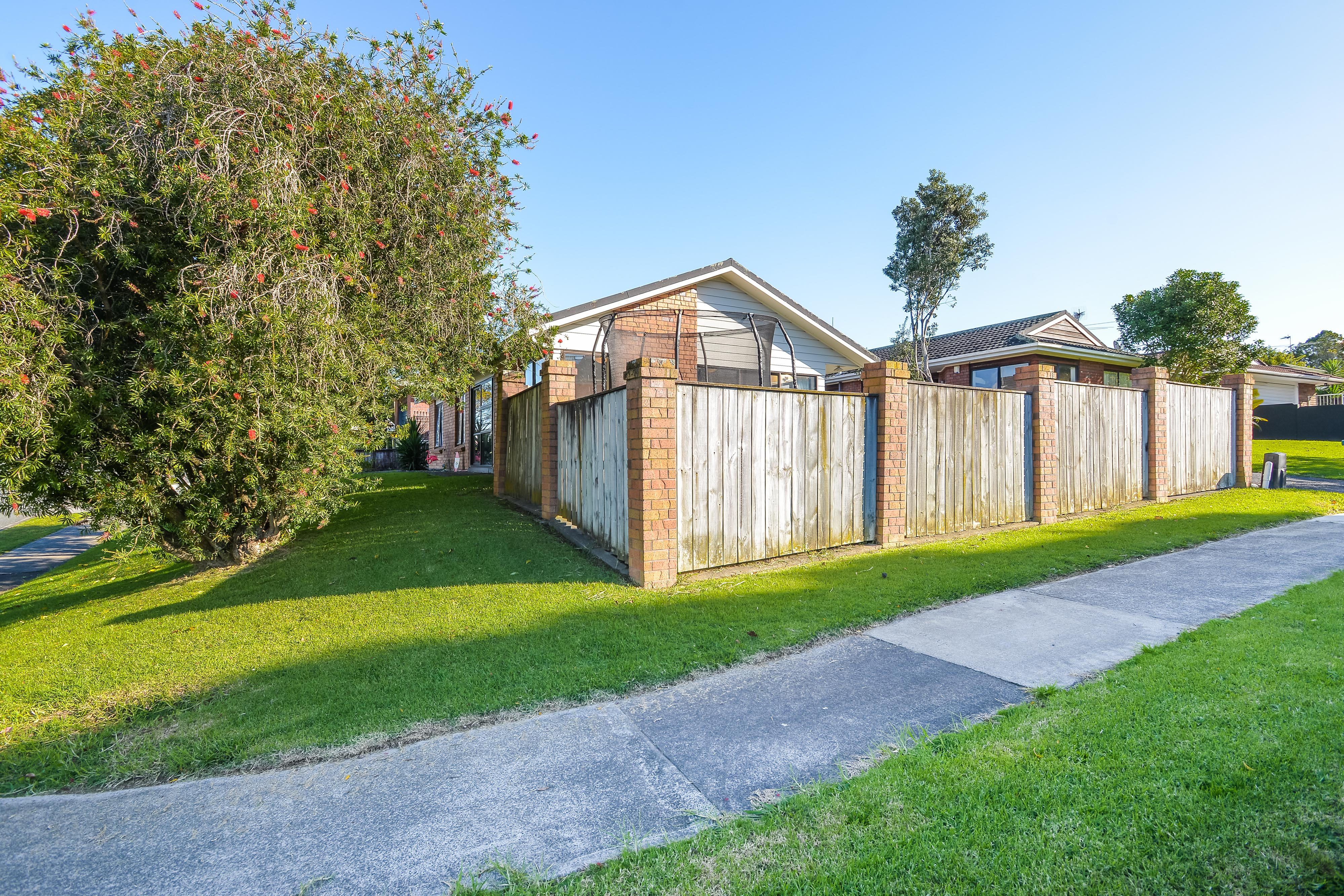 1/15 Kurnell Drive, Botany Downs, Manukau City