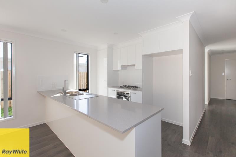 6 Sky Crescent, Pimpama, QLD 4209