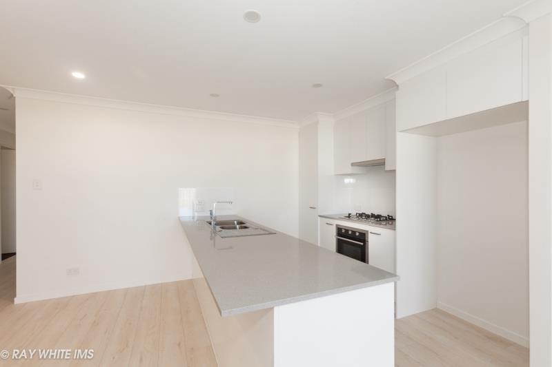 11 Sky Crescent " The Heights ", Pimpama, QLD 4209