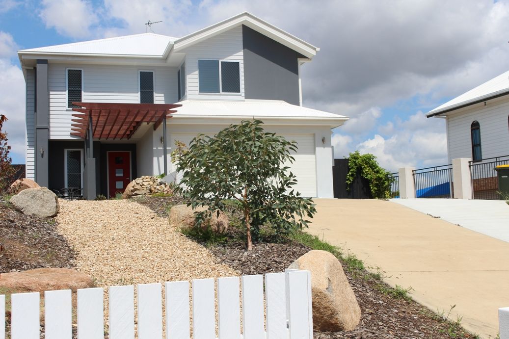 13 Richard Street, Boyne Island QLD 4680