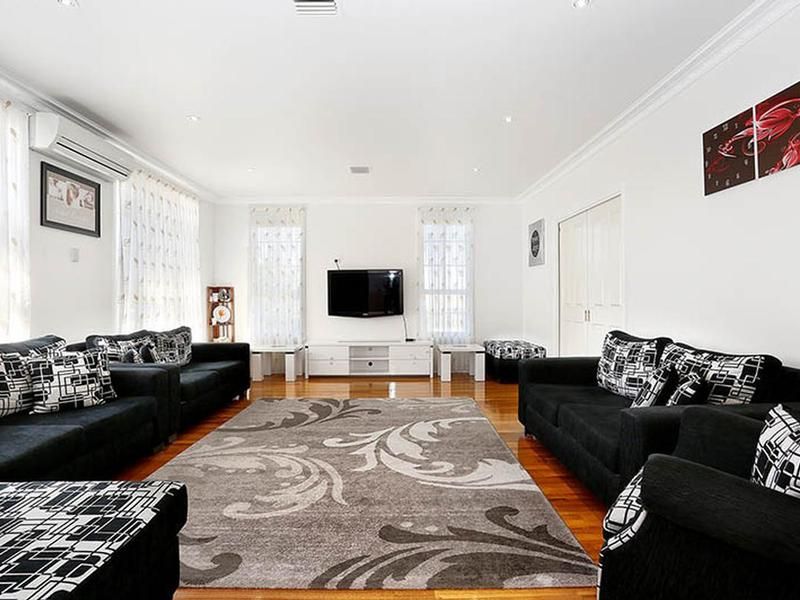 1 Rocklands Rise, Meadow Heights, VIC 3048