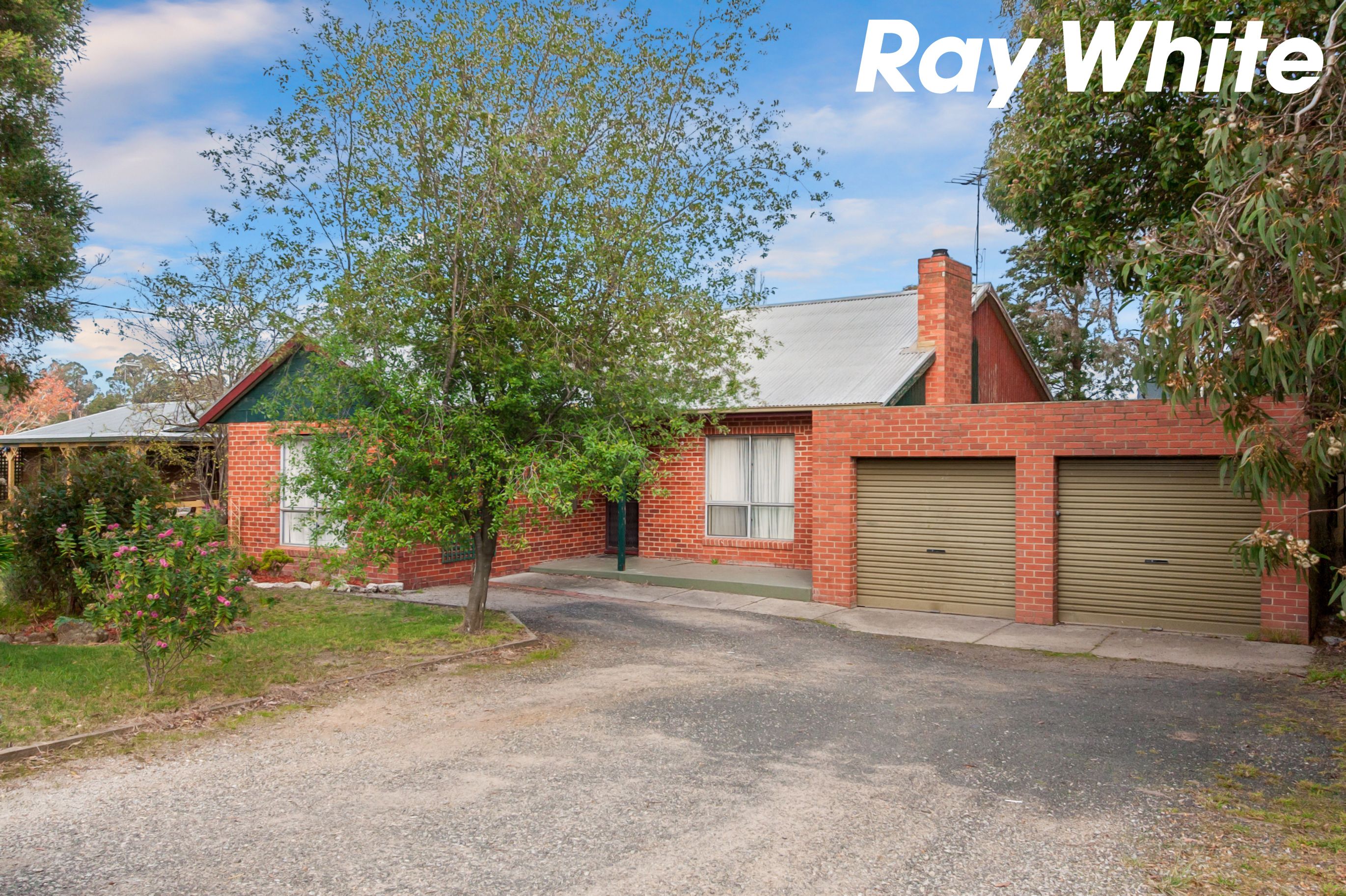 2 Petty Road, Bunyip VIC 3815