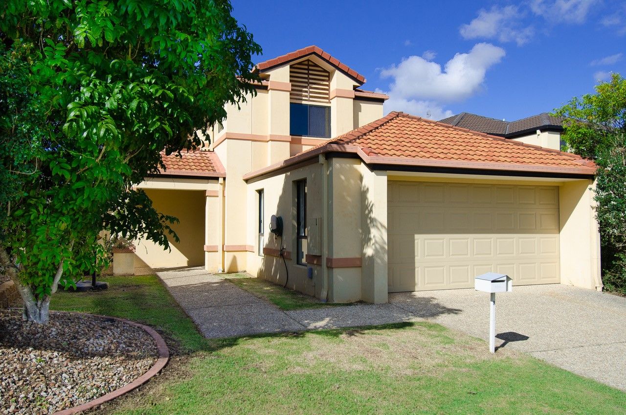 8 Noelene Lane, Arundel QLD 4214