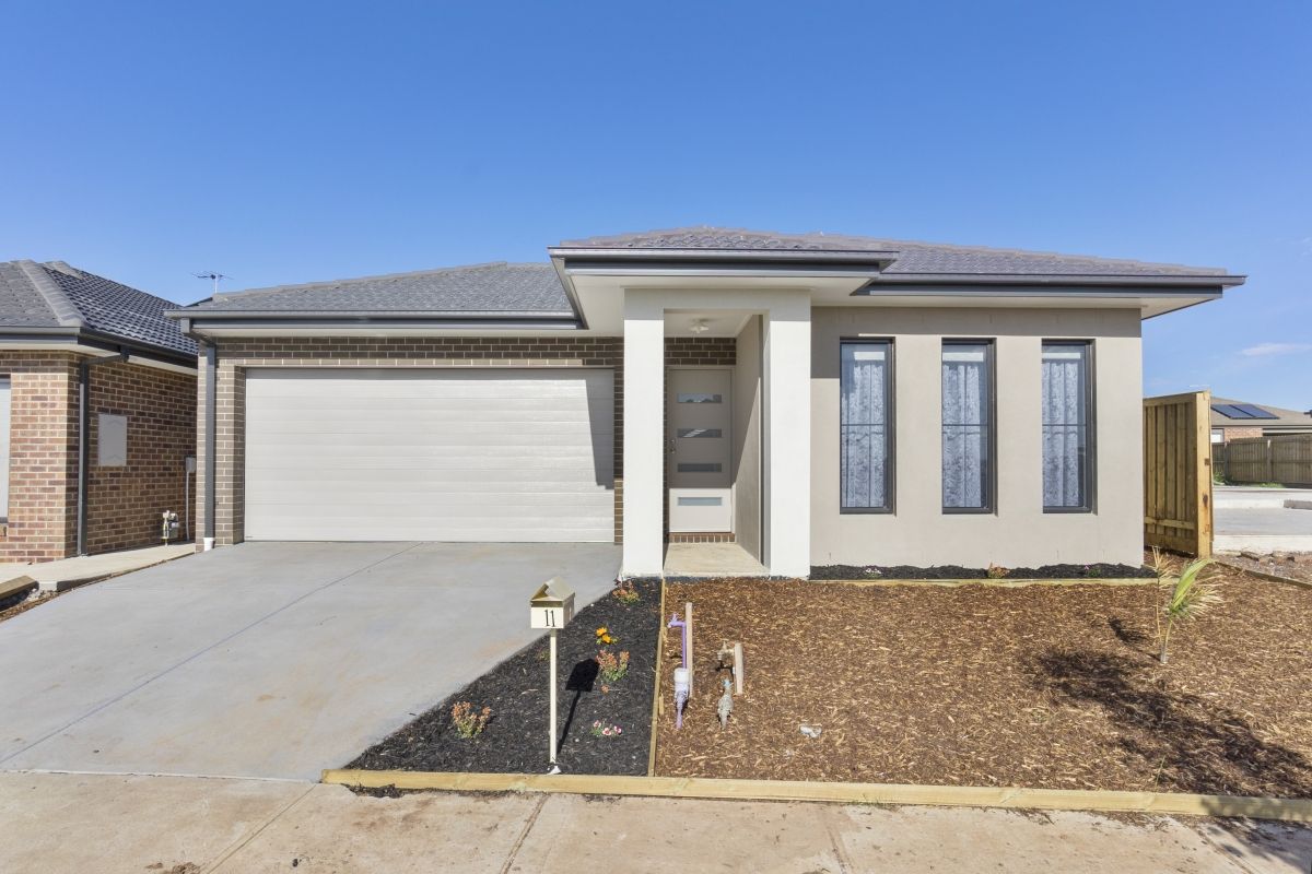 11 Edwin Close, WYNDHAM VALE, VIC 3024
