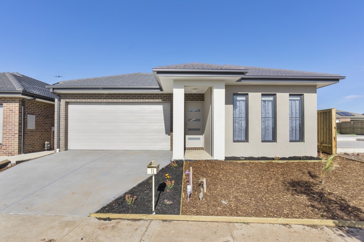 11 Edwin Close, WYNDHAM VALE, VIC 3024