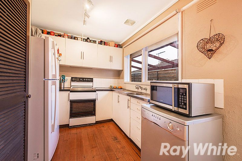 12 Campbell Parade, Cranbourne, VIC 3977