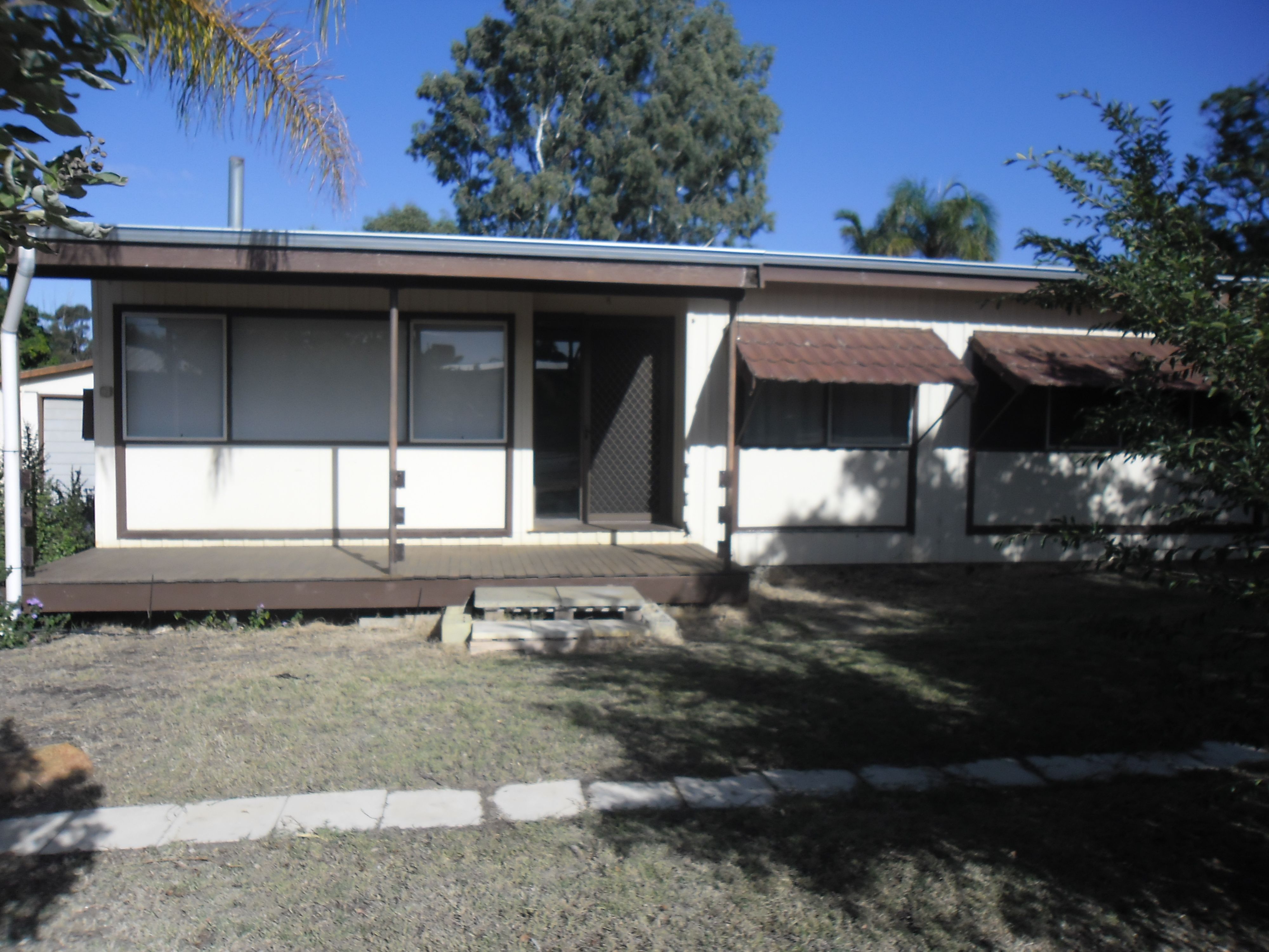 39 Commercial Street, Coorow, WA 6515