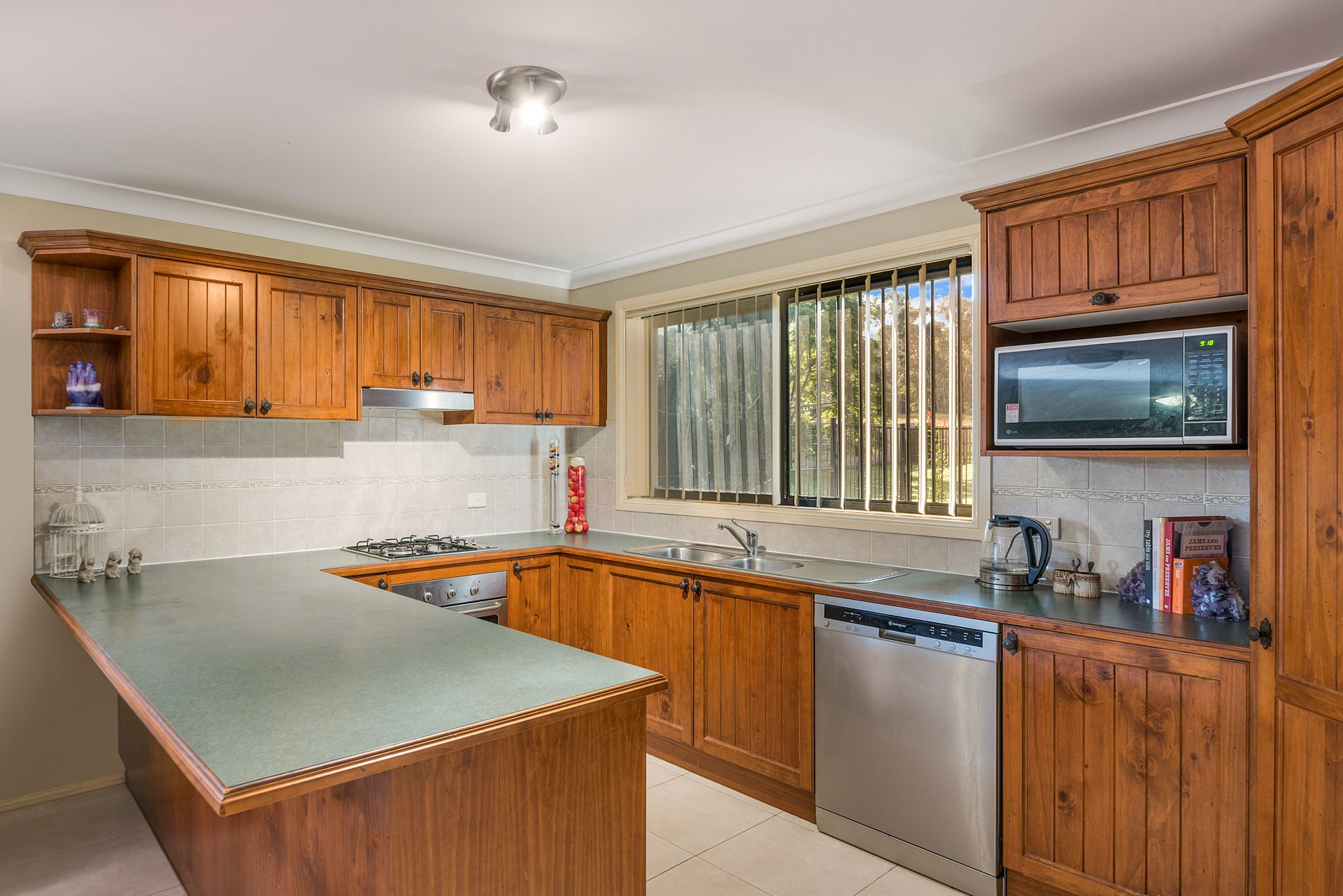 38 Farmhouse Place, Currans Hill, NSW 2567