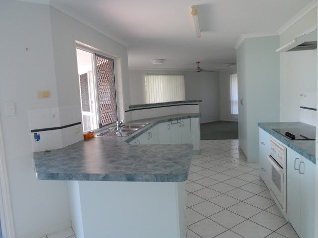 44 Helsham Street, Point Vernon, QLD 4655