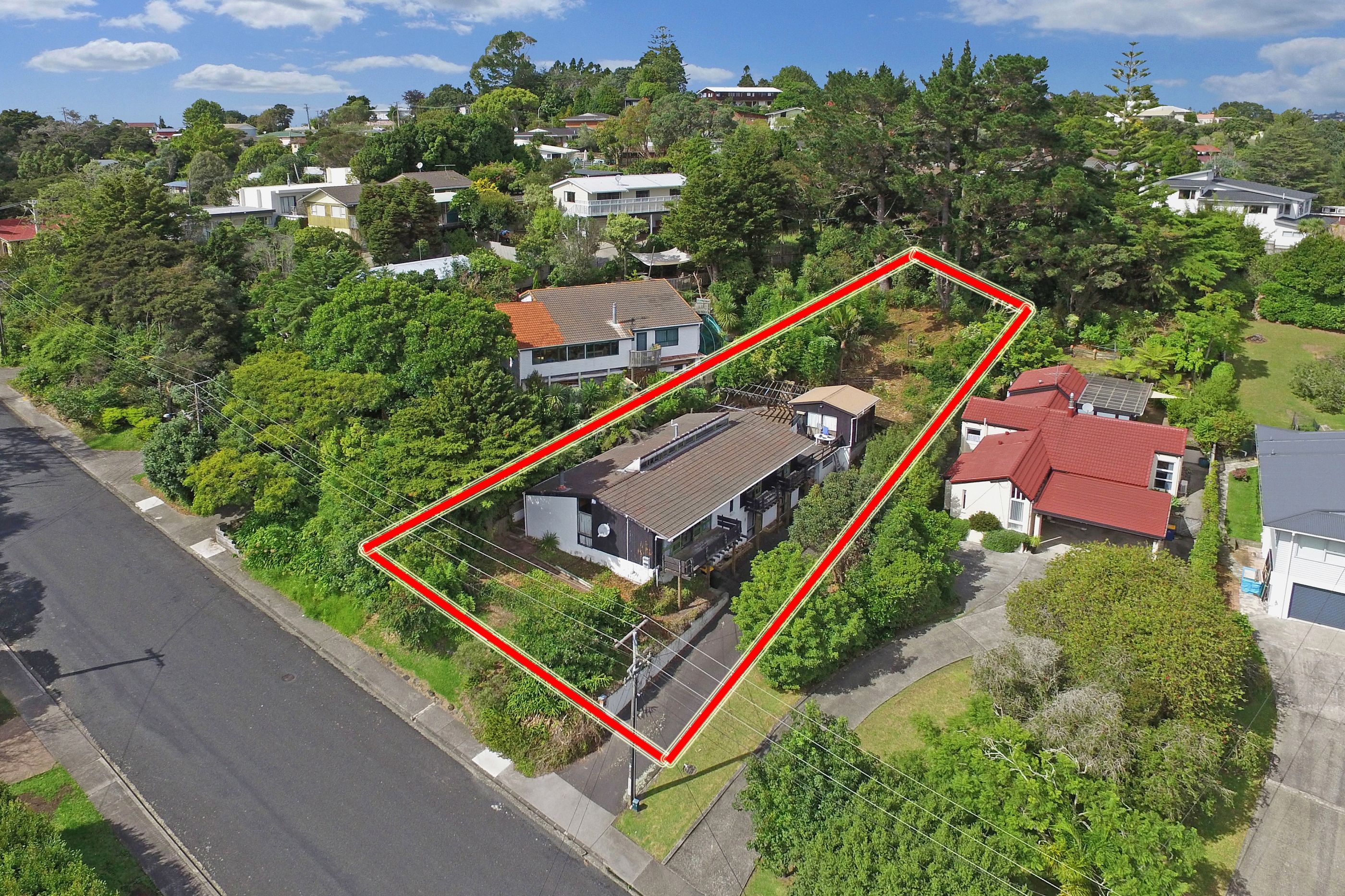 164 Manuka Road, Glenfield, North Shore City