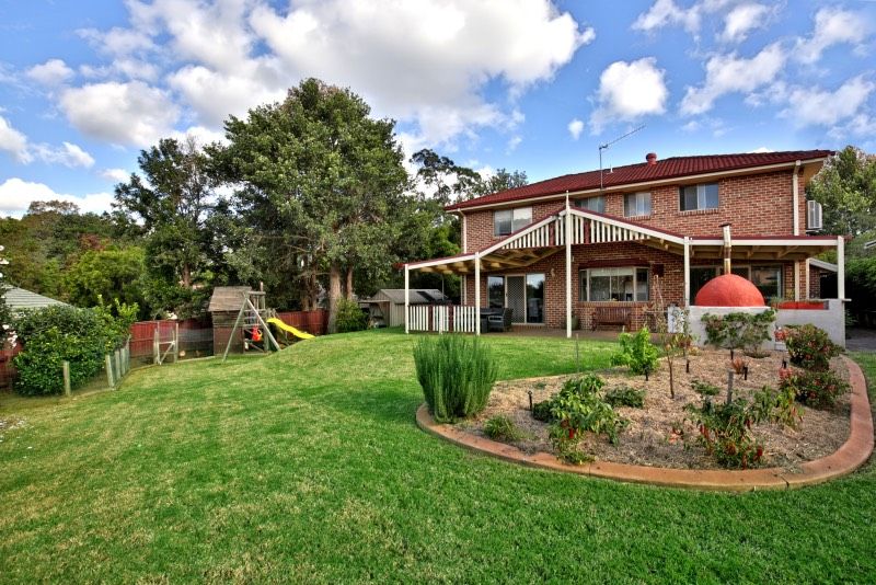 2 Essington Court