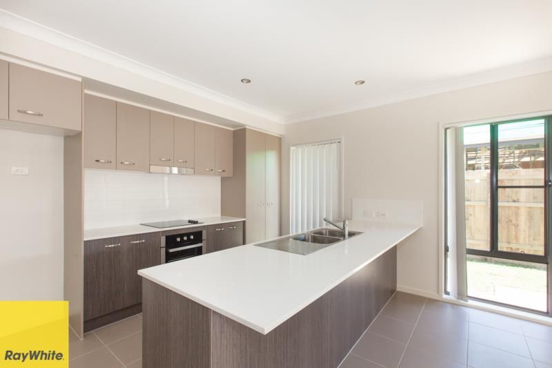 33 Tribeca Circuit, Coomera, QLD 4209