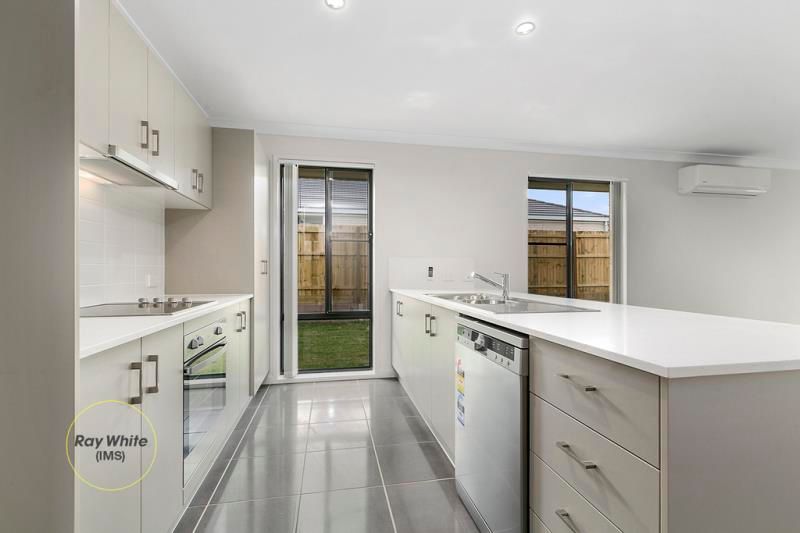 6 Birkenstock Court, Bellbird Park, QLD 4300