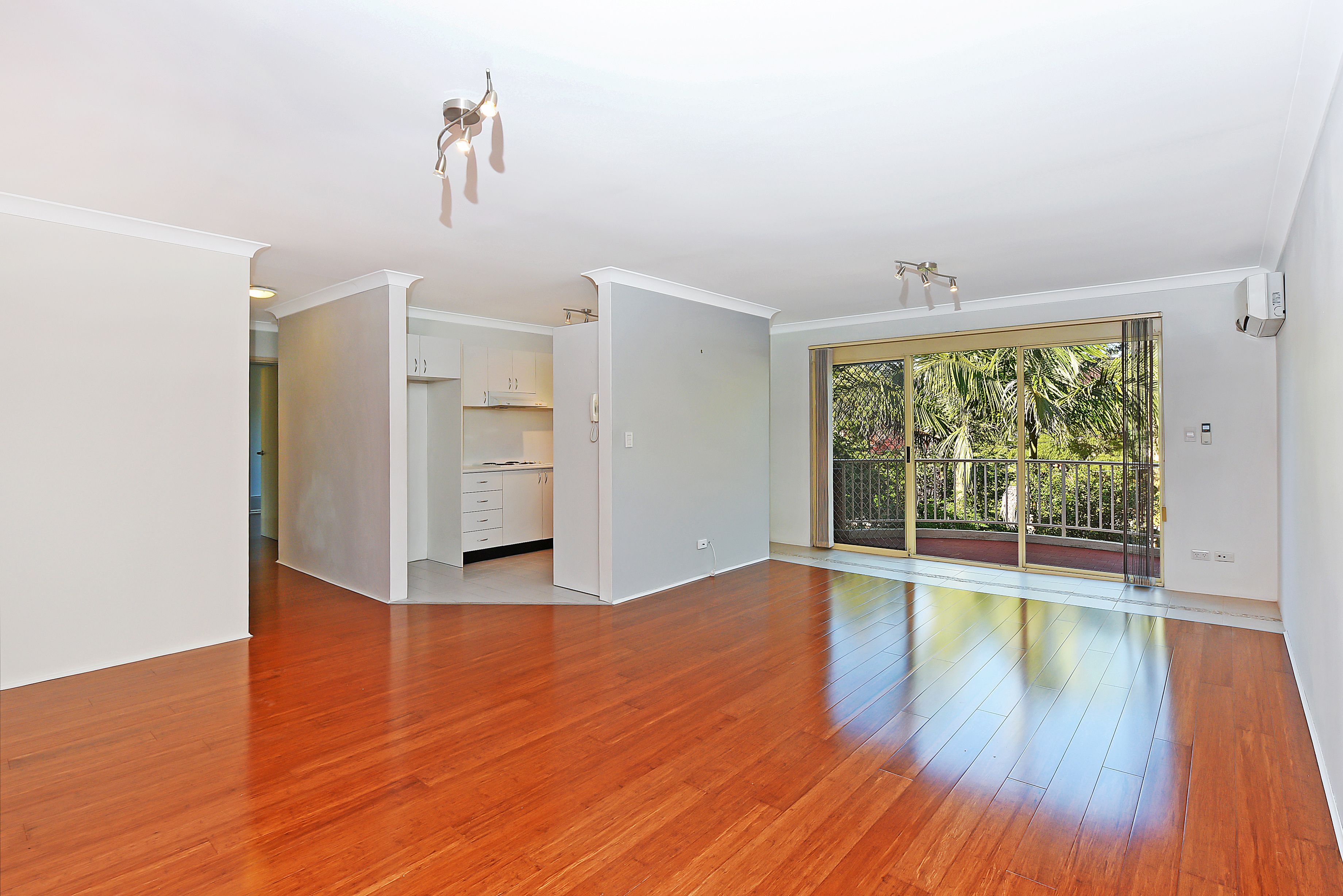 11/2 Bellbrook Avenue, Hornsby, NSW 2077