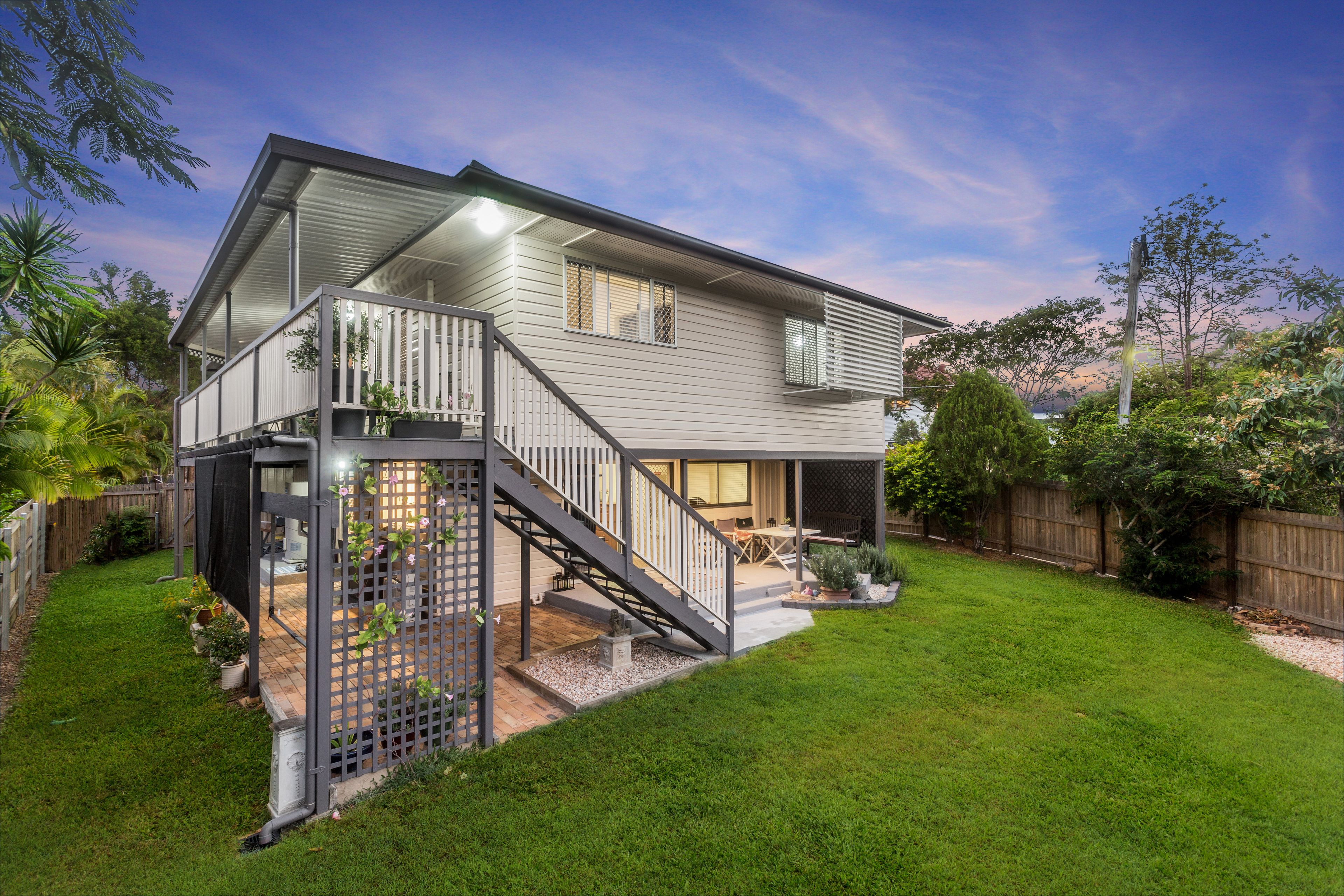 20 Heilbromm Street, Stafford Heights, QLD 4053