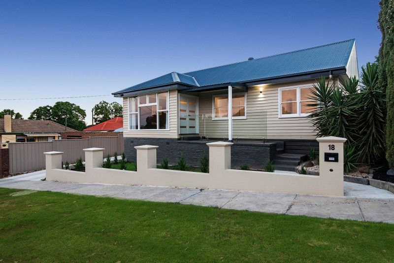 18 Moray Crescent, North Bendigo VIC 3550