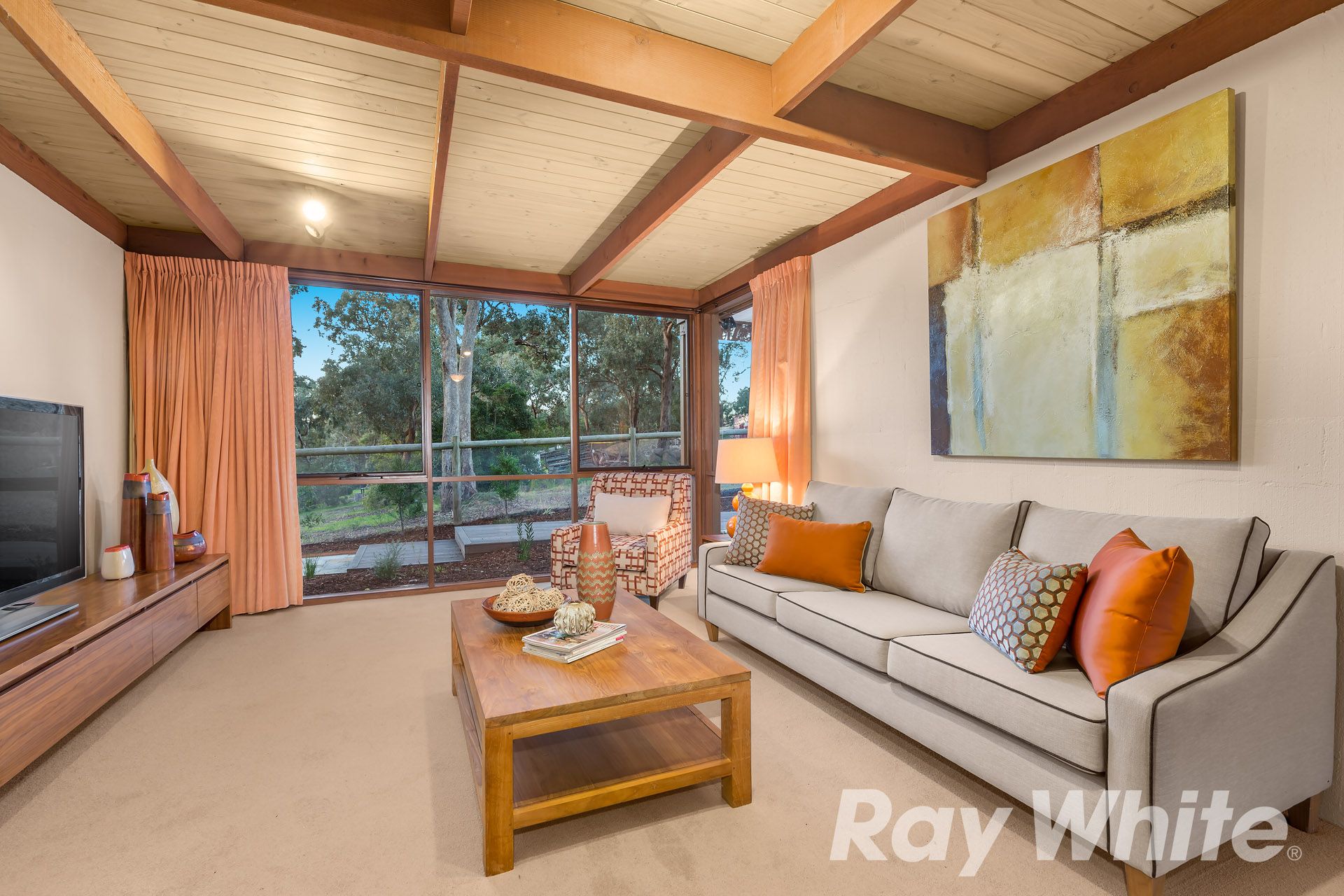 64 Warringah Crescent, Eltham North, VIC 3095