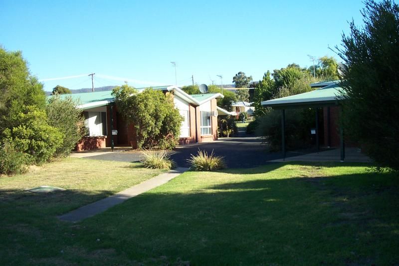 2/171 Capper Street, Tumut, NSW 2720