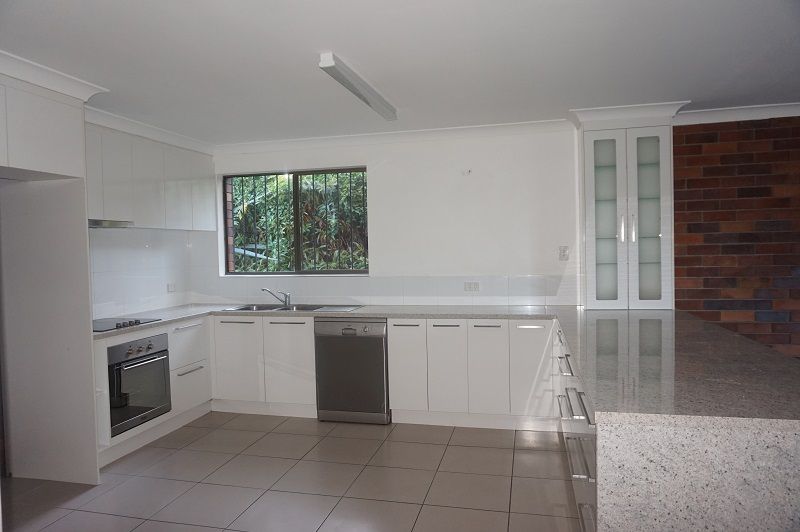 85 Dennis Road, Springwood, QLD 4127