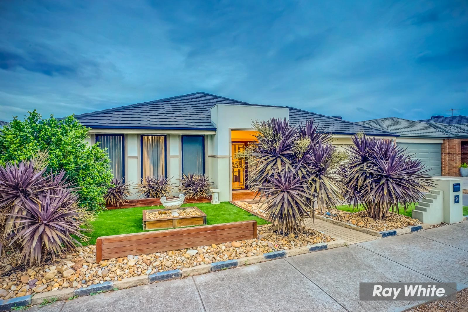 13 Swordgrass Avenue, Tarneit, VIC 3029