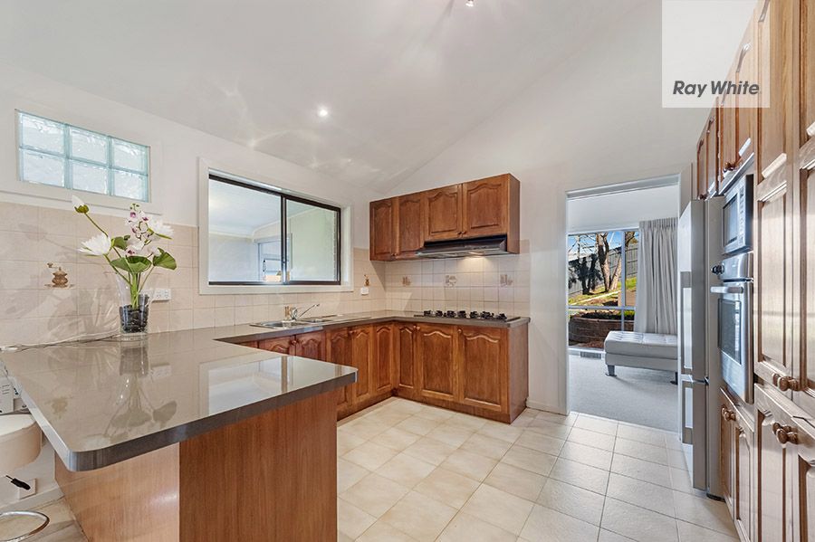 10 Stanton Place, Mill Park, VIC 3082