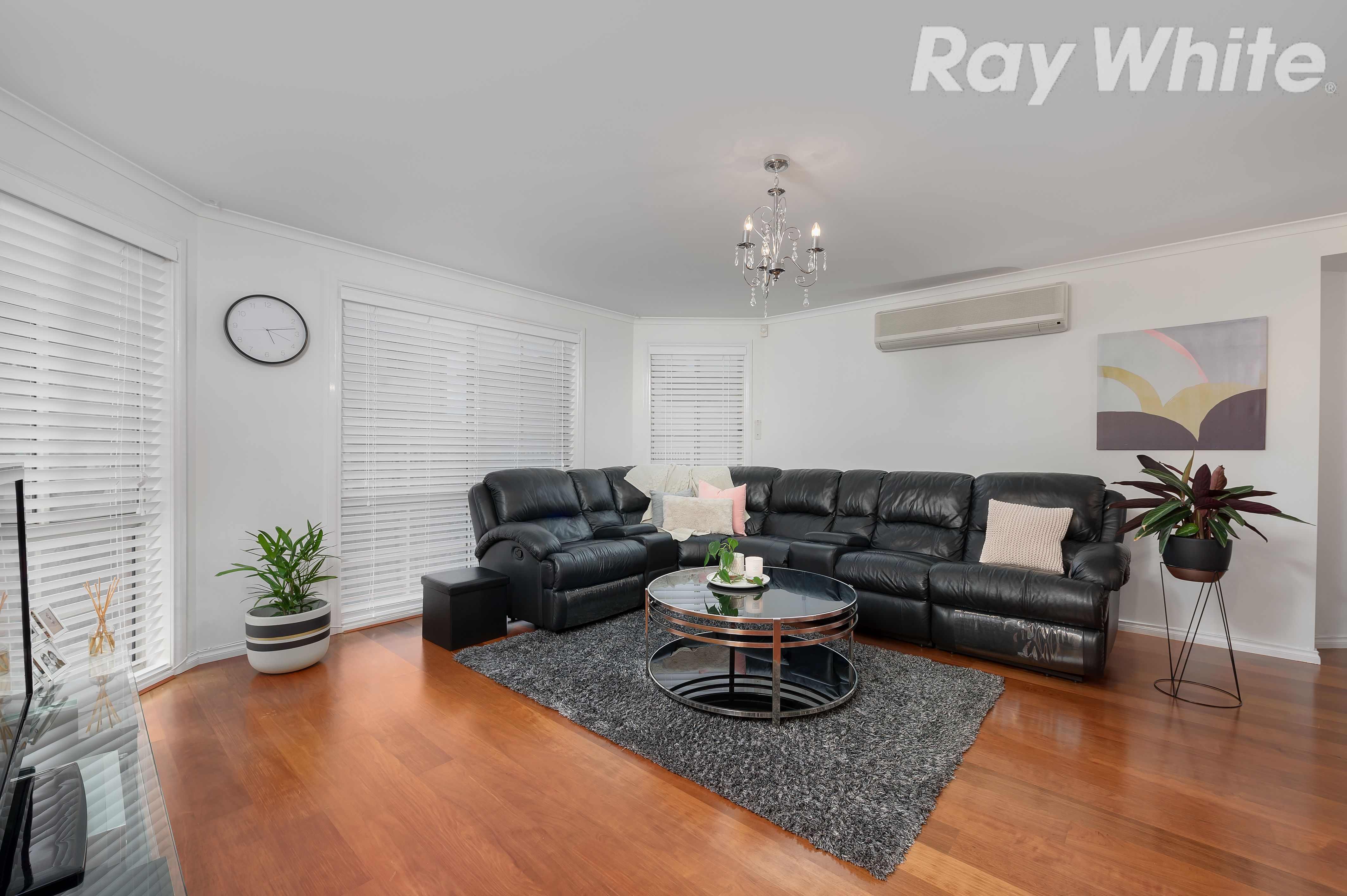 2/15 Mirbelia Crescent, Mill Park, VIC 3082