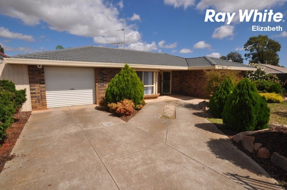 34 Uley Road, Craigmore SA 5114