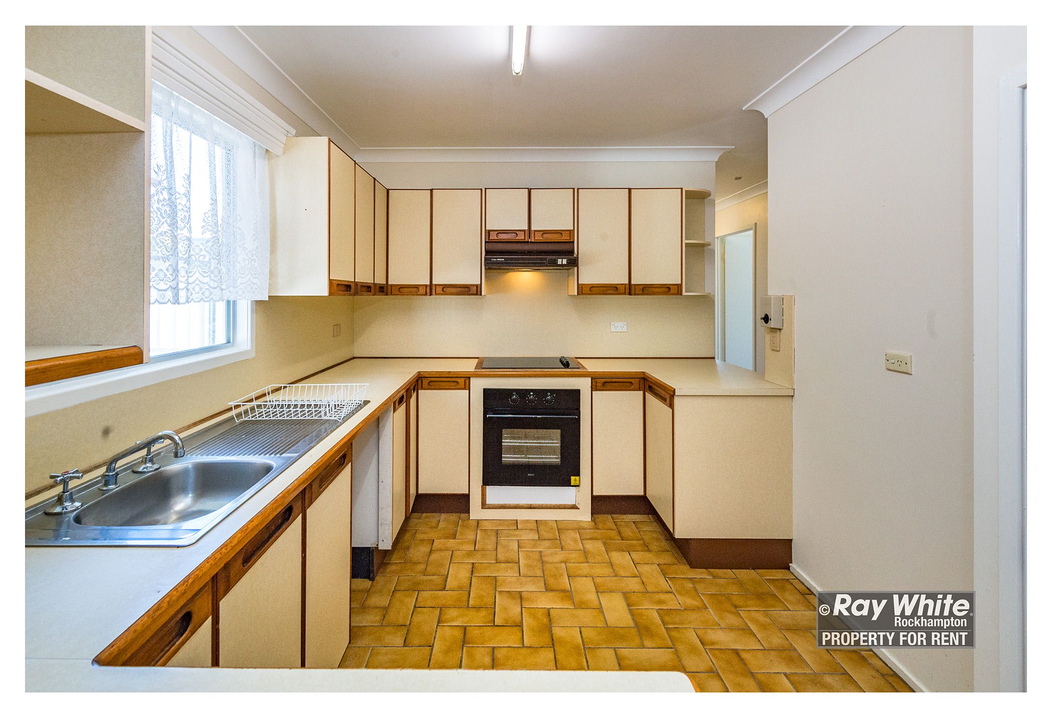 5 Savage Street, Wandal, QLD 4700