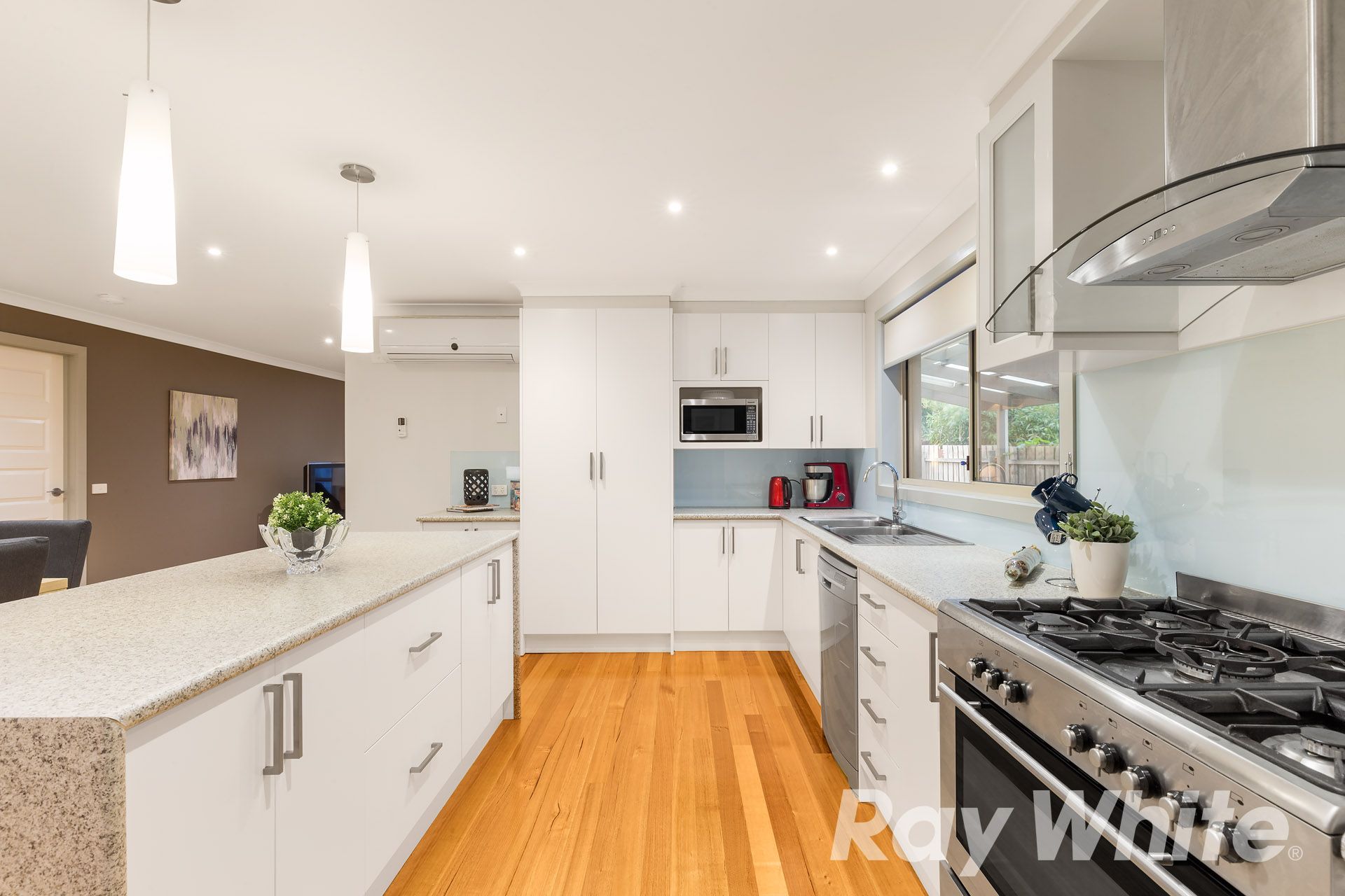 17 Winter Court, Mill Park, VIC 3082
