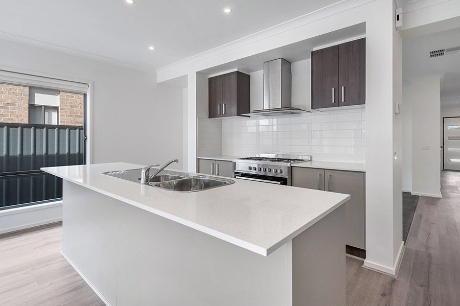 6 Kangaroo Road, CRAIGIEBURN, VIC 3064