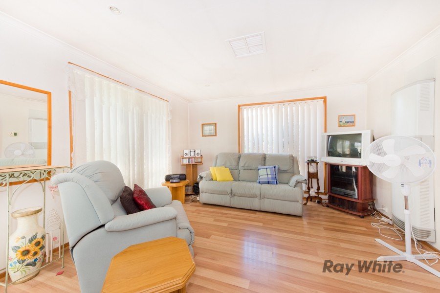 2/50 Pennyroyal Crescent, Kurunjang, VIC 3337