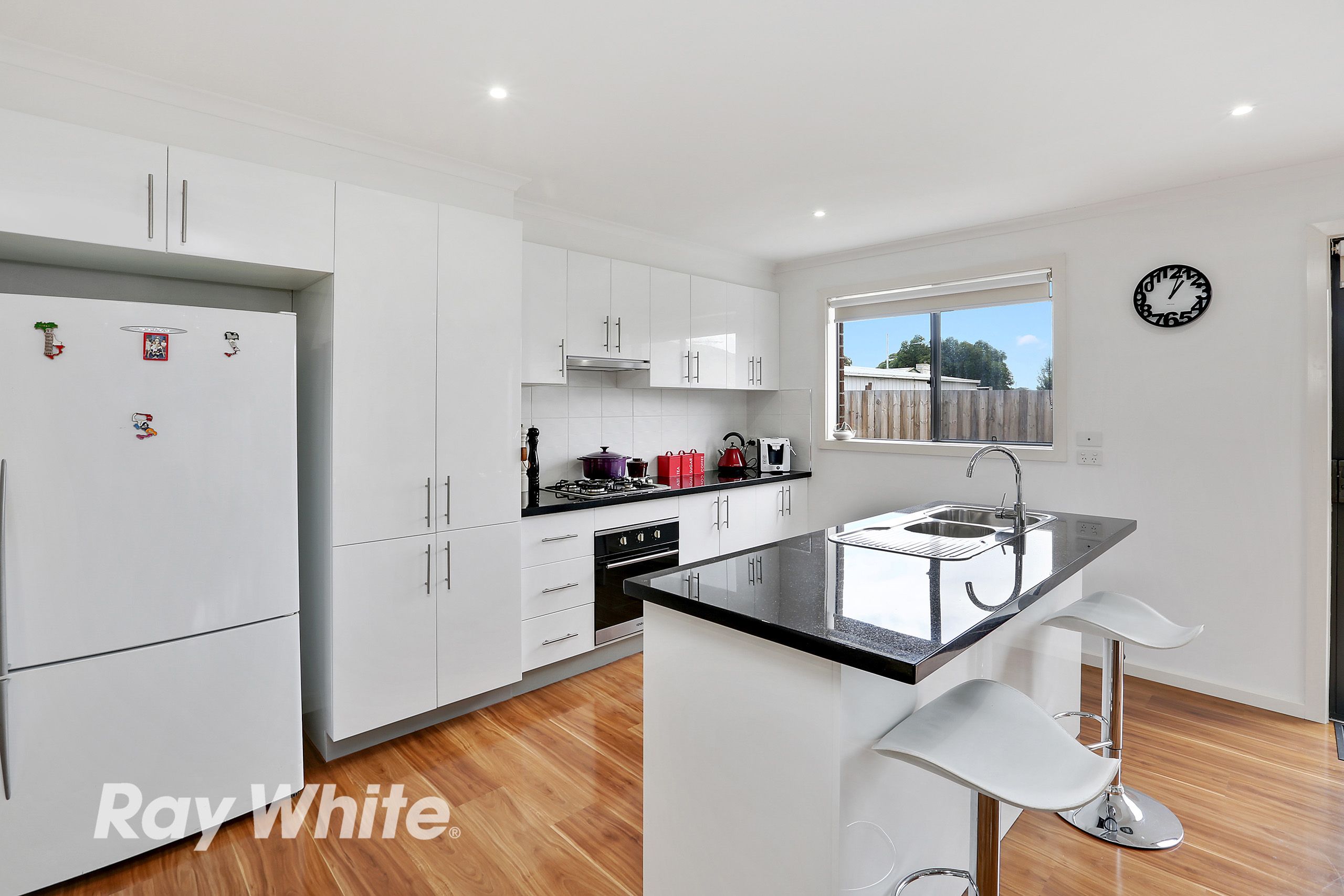2/15 Watsonia Grove, Norlane, VIC 3214