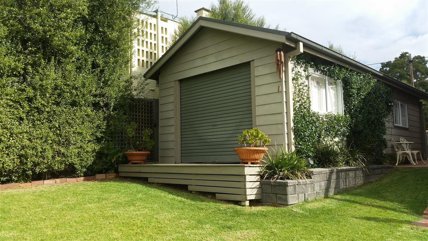 6 Highland Avenue, Tumut, NSW 2720