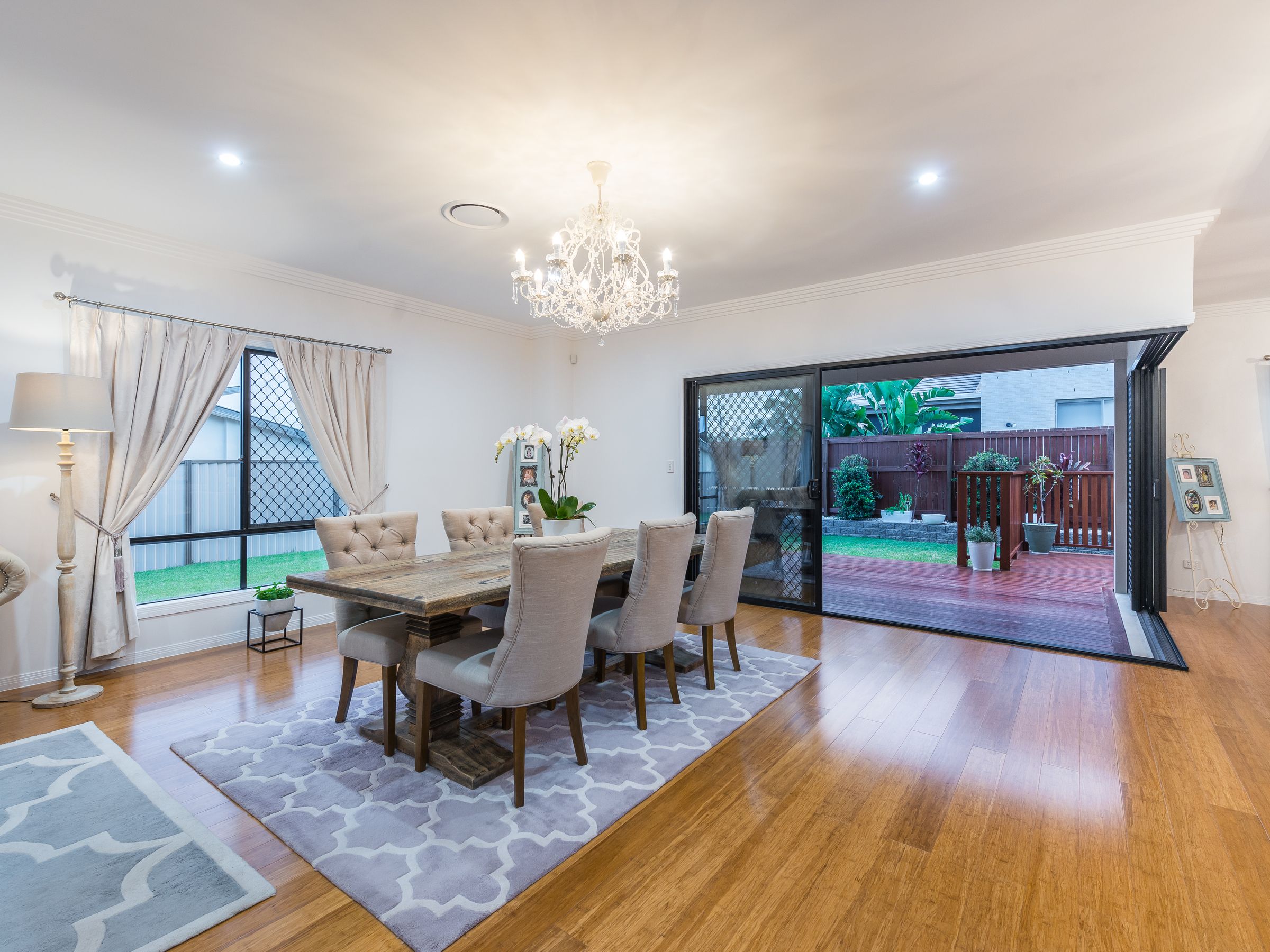 8 Brockmia Close, Underwood, QLD 4119