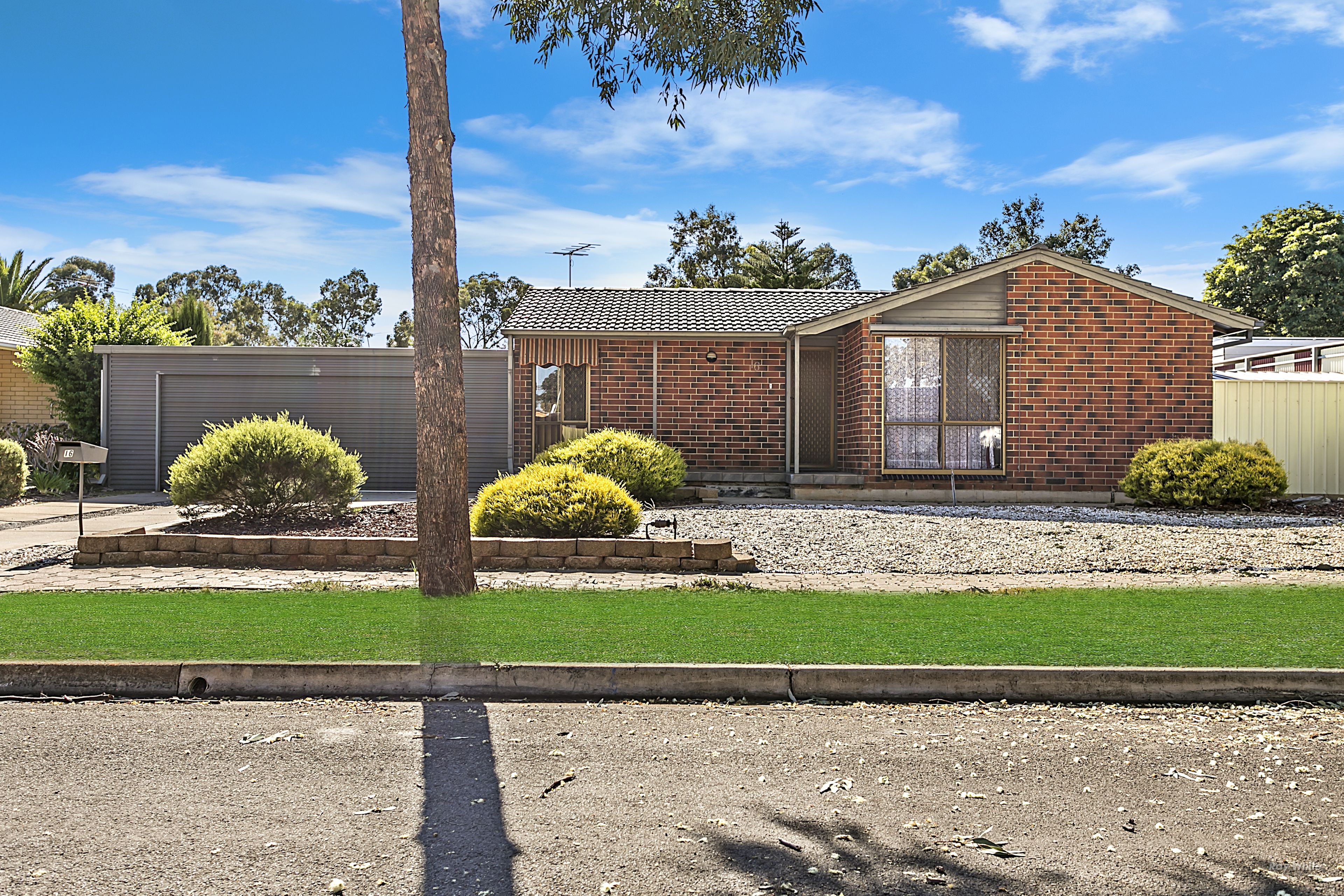 16 Closeburn Crescent, Salisbury Park SA 5109