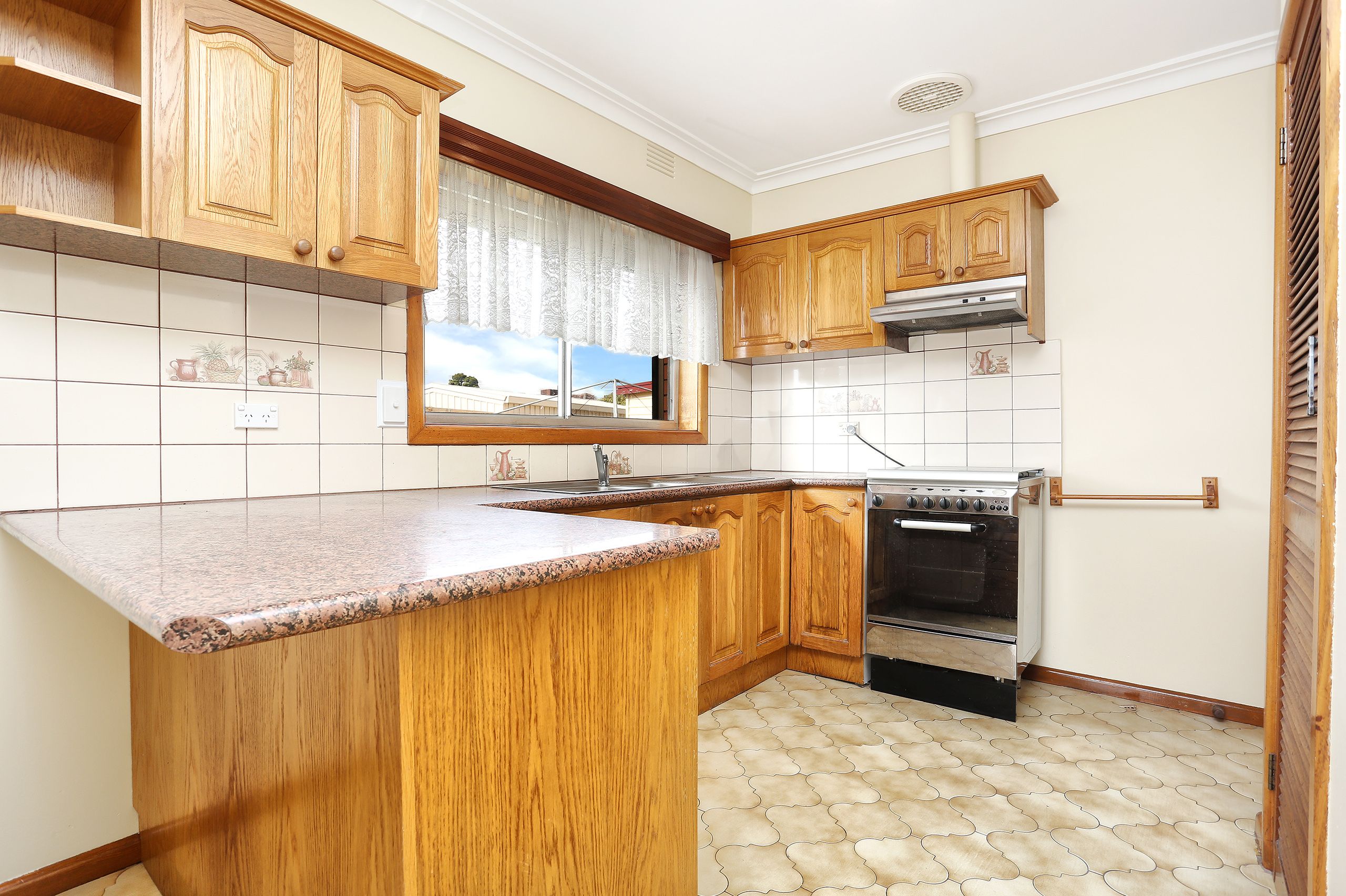 45 Menzies Parade, Lalor, VIC 3075